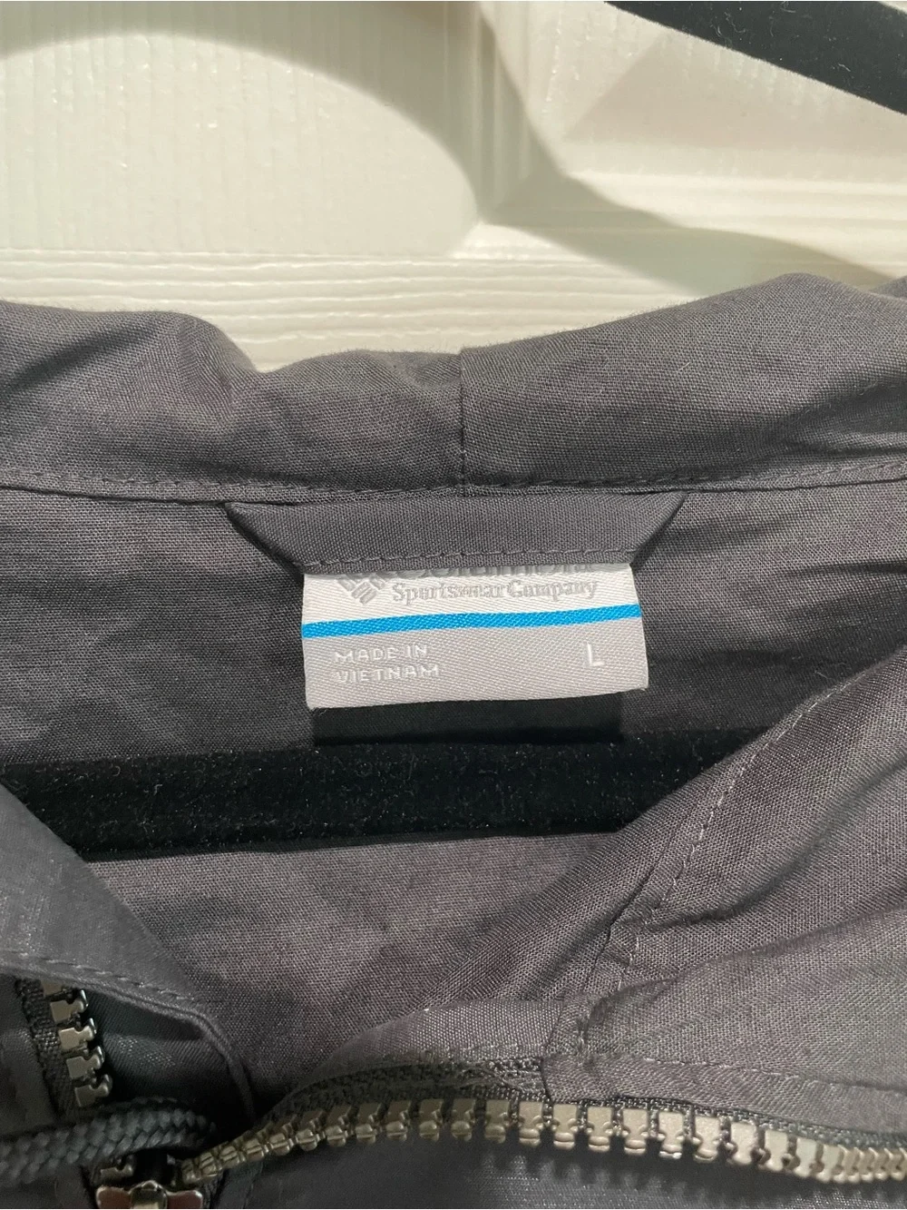 Columbia Men's Hooded Windbreaker Jacket in Dark Gray
